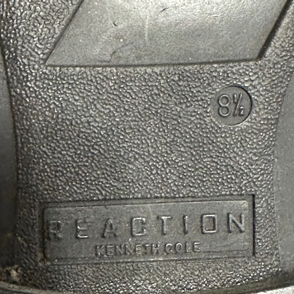 Reaction Kenneth Cole step into